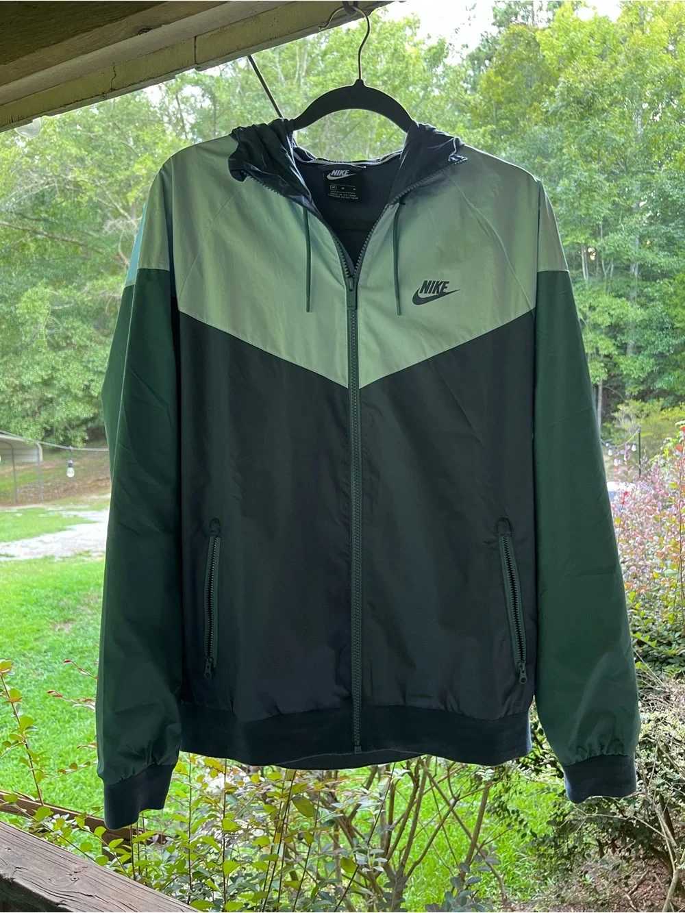 Nike Men’s Two-Tone Blue Windbreaker Jacket
